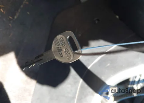 1996 Honda Prelude Si/Sr z USA, uszkodzony, nr VIN JHMBB2258TC003043